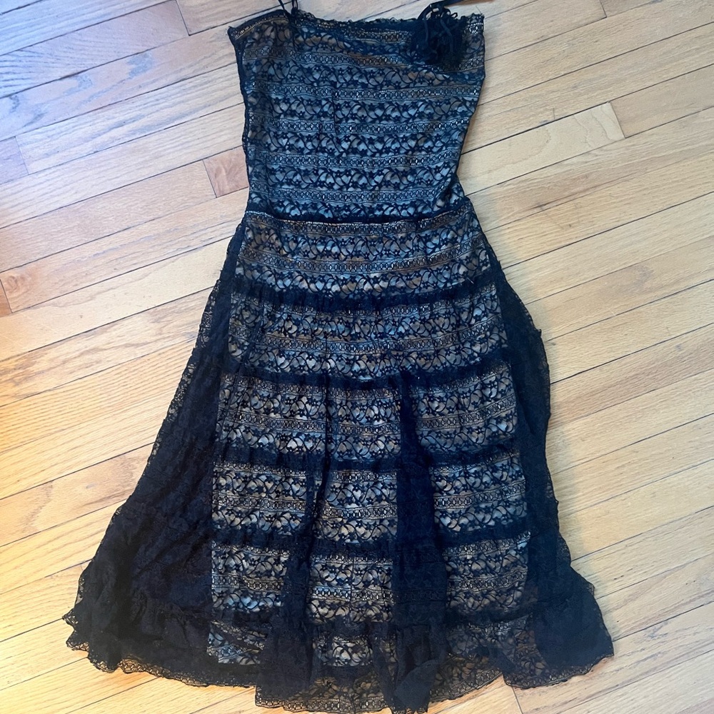 Elegant Black Lace Dress